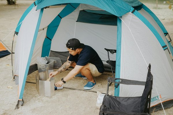 Discover Eco-Friendly Campsites in the UK: Participate in Hands-On Green Workshops and Sustainable Adventures!